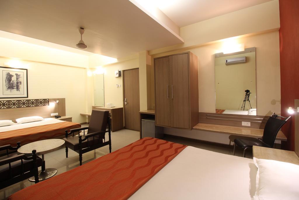 Hotel Samrat Mumbai Zimmer foto