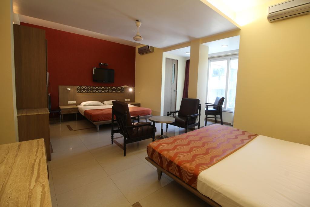Hotel Samrat Mumbai Zimmer foto