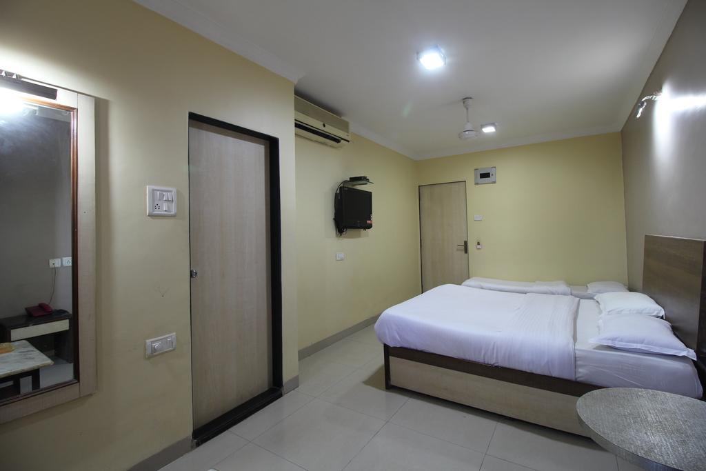 Hotel Samrat Mumbai Zimmer foto
